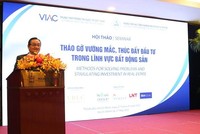TS.Trần Du Lịch, Phó chủ tịch Trung tâm trọng tài Quốc tế Việt Nam phát biểu tại Hội thảo