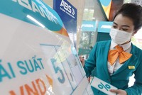 Từ đầu tháng 5, các ngân hàng đã có động thái tăng nhẹ lãi suất huy động