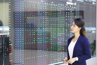 Cổ phiếu ngân hàng đã về mặt bằng hấp dẫn nhưng dòng tiền lớn vẫn chưa vào