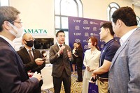 Các chuyên gia đang trao đổi về xu hướng mới của kho bãi tại Diễn đàn Bất động sản công nghiệp Việt Nam. Ảnh: Lê Toàn