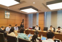 Tổ 2, đoàn đại biểu Quốc hội TP.HCM thảo luận sáng 6/6/2022. Trong ảnh: Đại biểu Văn Thị Bạch Tuyết đang phát biểu.