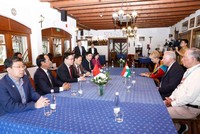 Chủ tịch Quốc hội Vương Đình Huệ tại cuộc tiếp Phó Chủ tịch Quốc hội Hungary Istvan Jakab.