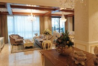 Bất động sản càng sang càng đắt khách. Ảnh: Dũng Minh 