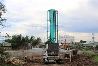 Nhiều công trình thi công cầm chừng do giá vật liệu xây dựng tăng cao. Ảnh minh họa: Tuấn Kiệt/TTXVN