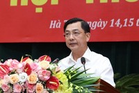 Giám đốc Sở Kế hoạch và Đầu tư Trần Việt Hà trả lời về lĩnh vực quy hoạch - đầu tư với nội dung liên quan đến tỷ lệ giải ngân vốn đầu tư công 6 tháng đầu năm đạt thấp, nhất là phần vốn ngân sách tỉnh quản lý.