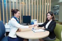 Tại ACB, mảng bán lẻ chiếm 94% tổng cho vay, trong đó cá nhân chiếm 63%, doanh nghiệp vừa và nhỏ chiếm 31% 