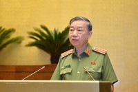 Bộ trưởng Bộ Công an Tô Lâm trả lời chất vấn đại biểu Quốc hội.