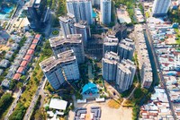 Một dự án căn hộ quy mô hàng ngàn sản phẩm tại khu Nam Sài Gòn vừa được “hồi sinh”. Ảnh: Lê Toàn