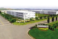 Quảng Ngãi chú trọng phát triển công nghiệp, đi kèm với du lịch và logistics, phấn đấu đến năm 2030 là tỉnh khá của cả nước. Trong ảnh: Khu công nghiệp VSIP Quảng Ngãi