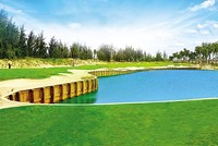 Các sân golf tại Việt Nam ngày càng được đầu tư bài bản, quy mô. Trong ảnh: Sân Nicklaus Course tại BRG Đà Nẵng Golf Resort