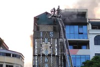 Không dễ mua bảo hiểm cho dịch vụ có rủi ro cao. Ảnh: Dũng Minh