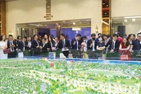 Nhiều dự án mở bán sau khi có thông tin nới room tín dụng. Ảnh: Lê Toàn