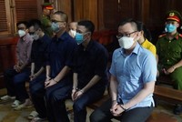 Các bị cáo tại phiên toà.