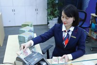 Chi phí đầu vào gia tăng buộc các ngân hàng phải nâng dần lãi suất cho vay 