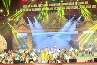 Một tiết mục văn hóa văn nghệ của đồng bào Khmer trình diễn tại Lễ khai mạc