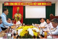 Ông Nguyễn Xuân Cường, Cục trưởng Cục Đường bộ Việt Nam làm việc với tỉnh Phú Yên liên quan đến khắc phục hư hỏng Quốc lộ 1.