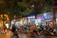 Dịch vụ lưu trú và ăn uống là lĩnh vực có số doanh nghiệp thành lập mới tăng 71,4% so với cùng kỳ năm 2021.