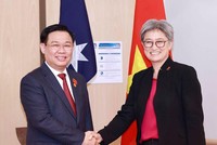 Chủ tịch Quốc hội Vương Đình Huệ tiếp Bộ trưởng Ngoại giao Australia Penny Wong - (Ảnh: Doãn Tấn/TTXVN).