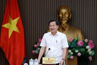 Phó Thủ tướng Chính phủ Lê Minh Khái, Bí thư Trung ương Đảng làm Trưởng Ban Chỉ đạo. 