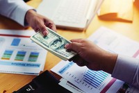 Nhiều tổ chức tín dụng gặp khó khăn trong việc thu hồi nợ