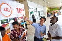 Doanh nghiệp tuần qua: Viettel Global vượt 1 tỷ USD doanh thu; Golden Gate trở lại; Ahamove cho thuê xe VinFast; Trung Nguyên đến Hàn Quốc 