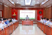 Thủ tướng Phạm Minh Chính đề nghị tỉnh Khánh Hòa cần cải thiện môi trường đầu tư kinh doanh. Ảnh: TTXVN