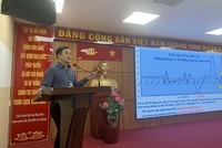 Ông Bùi Tá Hoàng Vũ, Giám đốc Sở Công thương TP.HCM chia sẻ tại buổi họp. 