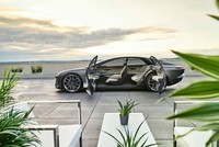 Audi giới thiệu dàn xe điện định hình tương lai di chuyển bền vững 