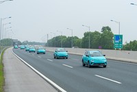 Doanh nghiệp tuần qua: Vietjet, Bách hóa Xanh có tân CEO; Taxi của tỷ phú chọn Hà Nội khởi hành; Sơn Hà làm xe máy điện 