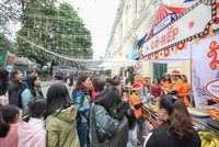 Lễ hội ẩm thực Pháp “Balade en France” tổ chức lần đầu tiên năm 2018 thu hút đông đảo người dân và du khách.