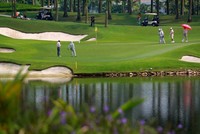 Hà Nội phát triển du lịch golf, “trải thảm đỏ” đón khách "nhà giàu" 