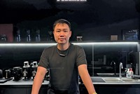 Tú Vũ, nhà sáng lập refined. Coffee.