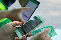 Doanh nghiệp tuần qua: Ông lớn không dừng làm ví điện tử; Hanoi Metro có lãi; Vicem xin hồi sinh tòa tháp bỏ hoang 