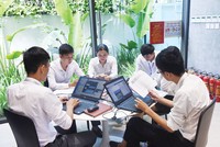 Hiện là lúc người làm nghề môi giới tập trung nâng cao kiến thức chuyên môn, nghiệp vụ để sẵn sàng trở lại khi thị trường hồi phục. Ảnh: Dũng Minh 