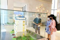 Các chủ đầu tư đang tận dụng giai đoạn có nhiều yếu tố hỗ trợ để ra hàng, đón đầu sức mua. Ảnh: Lê Toàn 