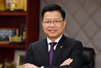 Ông Nguyễn Hưng, Tổng giám đốc TPBank với Đặc san Toàn cảnh Ngân hàng.