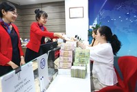 Với xu hướng lãi suất giảm dần, tín dụng được kỳ vọng sẽ cải thiện trong thời gian tới. 