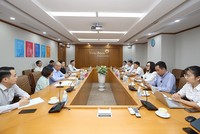 EVNNPT làm việc với Vietinbank 