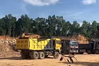 Mỏ đất ở xã Tịnh Thiện.