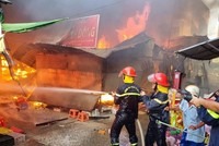 Chủ tịch Hà Nội chỉ đạo xử lý vi phạm phòng cháy chữa cháy “không có vùng cấm, không có ngoại lệ” 