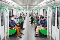 Trung bình mỗi ngày tuyến đường sắt Cát Linh- Hà Đông có hơn 10.000 người đi vé tháng.