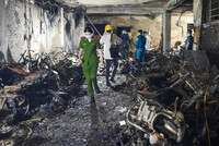 Hiện trường vụ cháy chung cư tại số nhà 37 ngách 29/70 phố Khương Hạ, phường Khương Đình, quận Thanh Xuân (TP. Hà Nội).