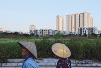 Đất đai là lĩnh vực bao trùm hầu hết các mặt hoạt động kinh tế - xã hội nên rất được quan tâm. Ảnh: Dũng Minh 