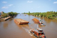 Một đoạn kênh Chợ Gạo.