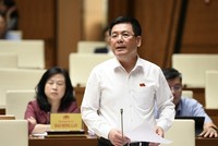 Bộ trưởng Bộ Công thương Nguyễn Hồng Diên trả lời chất vấn chiều ngày 6/1/2023