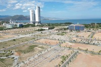 Dự án Khu đô thị biển Bình Sơn – Ninh Chữ (K2) do Công ty cổ phần Đầu tư HacomHoldings làm chủ đầu tư rộng 54,09 ha là 1 trong 8 dự án đang triển khai tại TP. Phan Rang - Tháp Chàm. Nguồn: NTV.