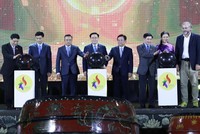 Festival Bảo tồn và Phát triển Làng nghề Việt Nam 2023 do Bộ Nông nghiệp và Phát triển nông thôn và UBND TP. Hà Nội tổ chức đã khai mạc tại Hoàng thành Thăng Long, tối 9/11.