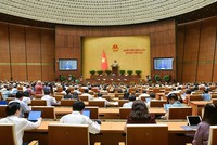 Một phiên họp toàn thể tại đợt 1, Kỳ họp thứ sáu của Quốc hội.