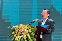 Ông Lê Tự Lực, Phó giám đốc Trung tâm xúc tiến Đầu tư, Thương mại, Du lịch TP. Hà Nội phát biểu tại Hội nghị.