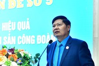 Phó chủ tịch Tổng Liên đoàn Lao động Việt Nam Phan Văn Anh phát biểu tại Diễn đàn. (Ảnh: Nguyễn Ly)